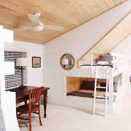 Liz Lane Cottage- Entire Guesthouse Чарлстон Екстер'єр фото