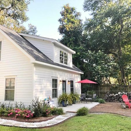 Liz Lane Cottage- Entire Guesthouse Чарлстон Екстер'єр фото